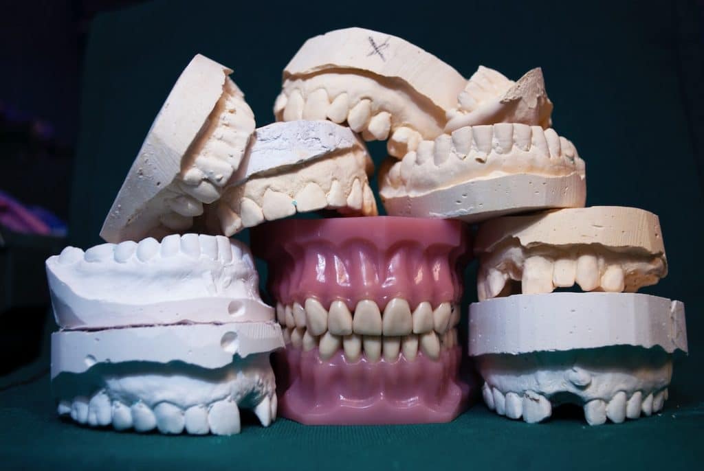 what are dentures made of